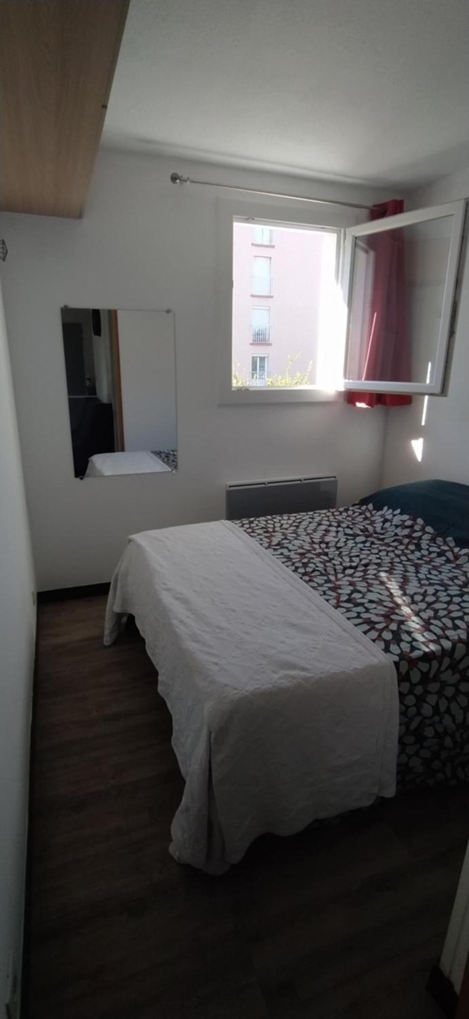 Frejus-Plage Et Centre-Ville, 28 M2, Accueil 4 Personnes, Francais, English Spoken Exterior photo